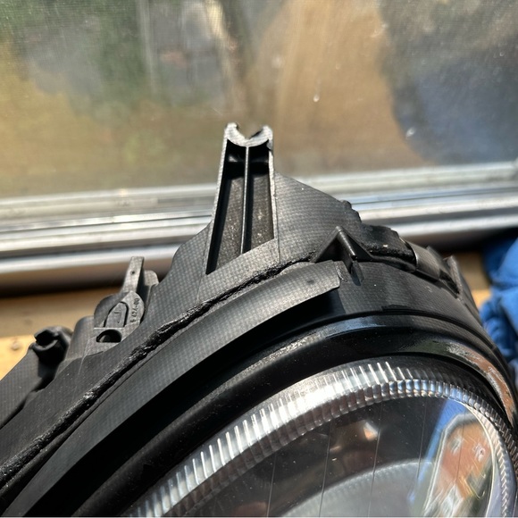 W211 Mercedes-Benz headlights halogen - Picture 5 of 5